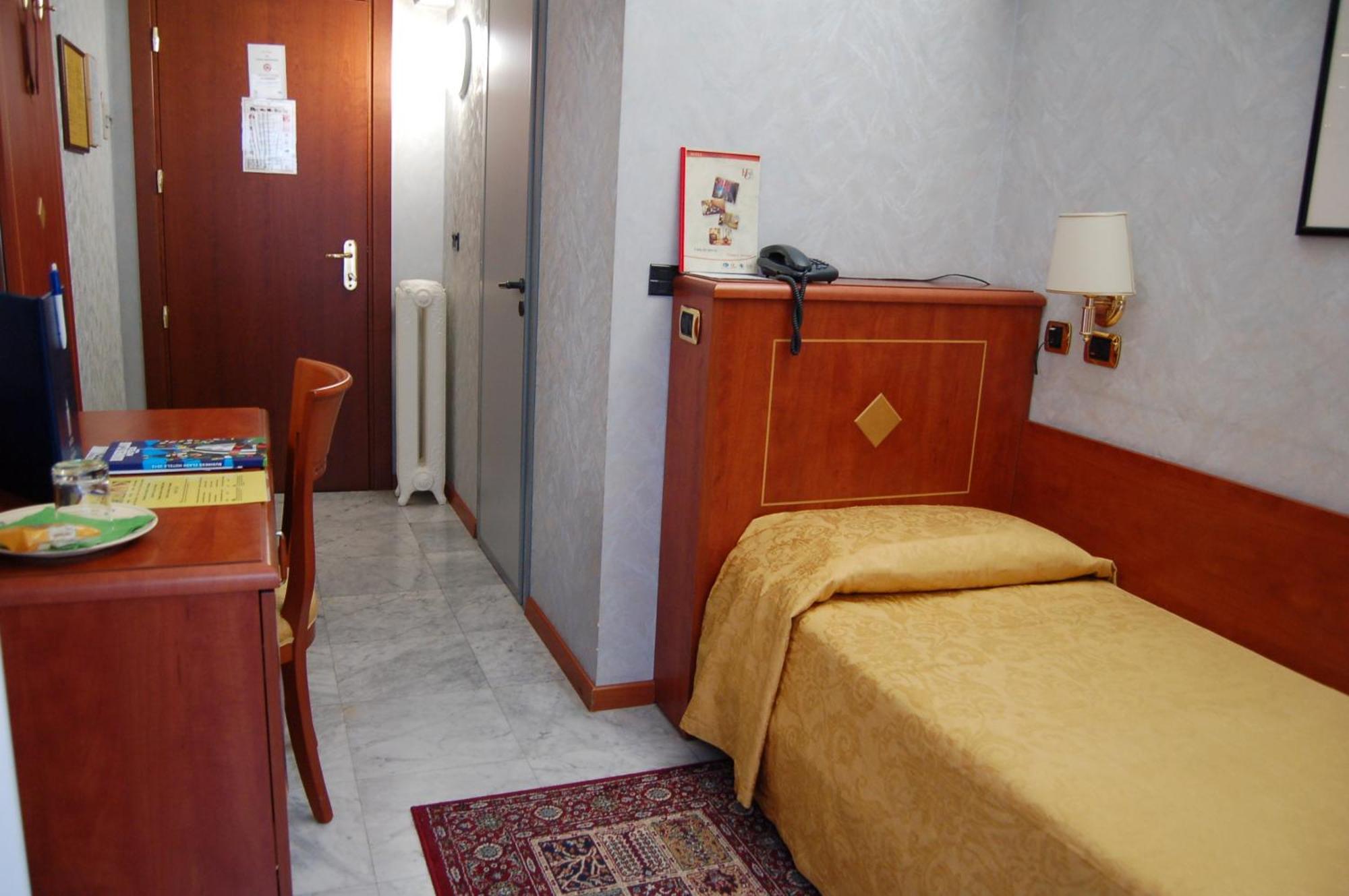Hotel Chelsea Torino Exterior foto