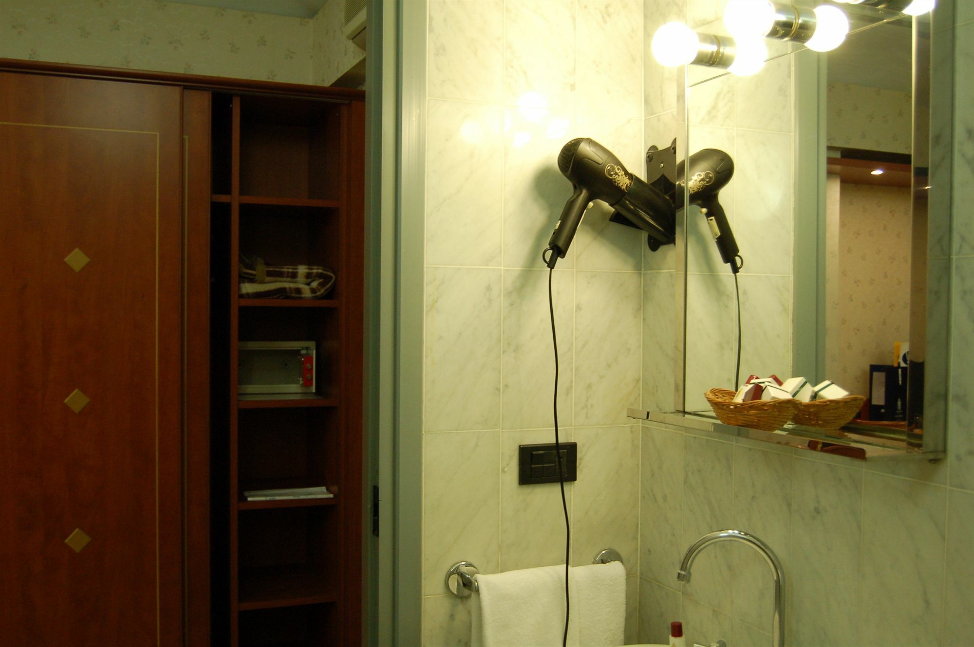 Hotel Chelsea Torino Exterior foto