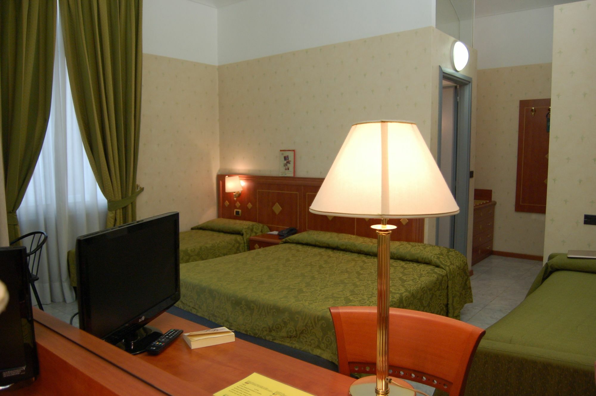 Hotel Chelsea Torino Exterior foto